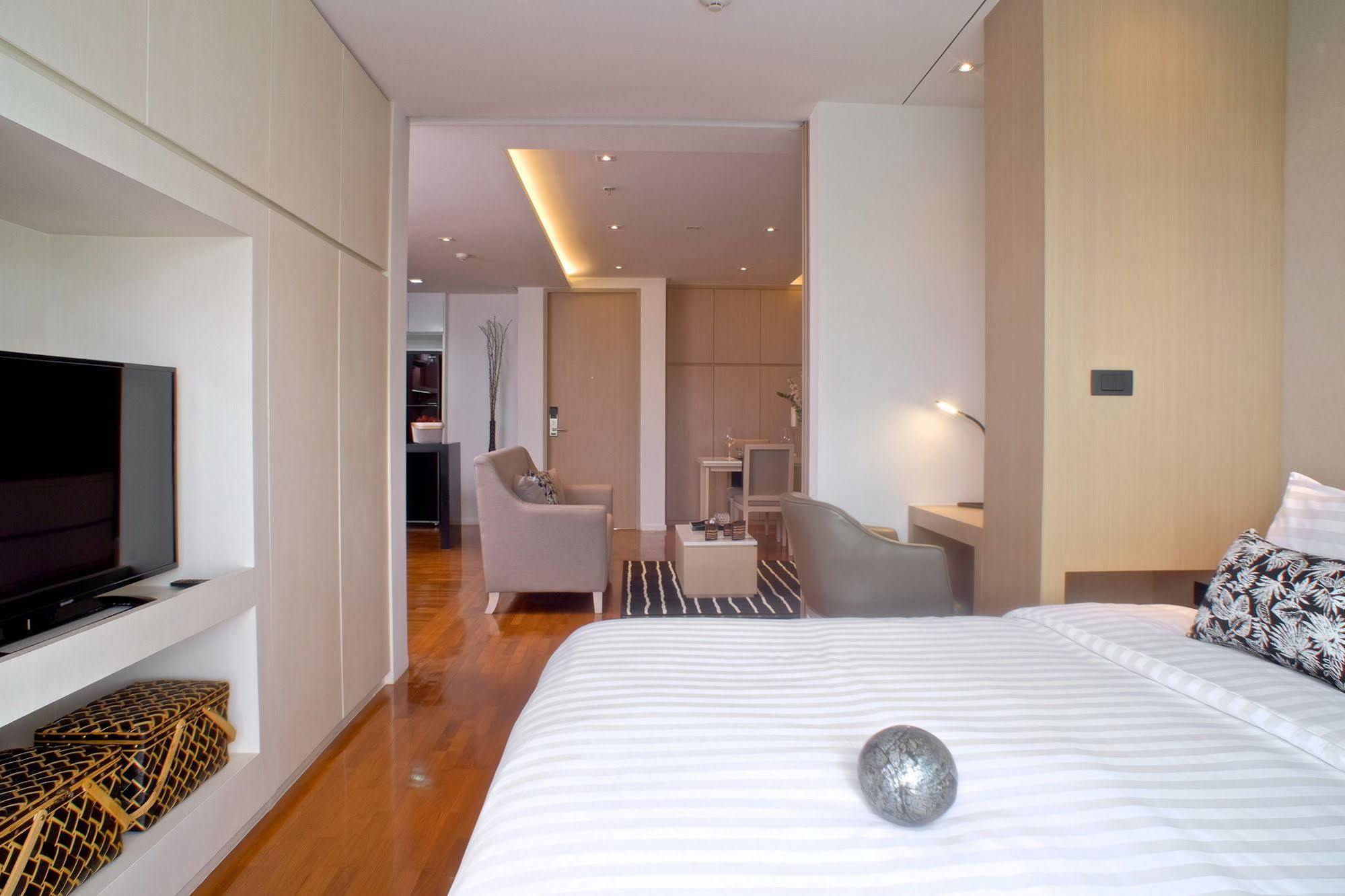 The Raya Sukhumvit Aparthotel 3*