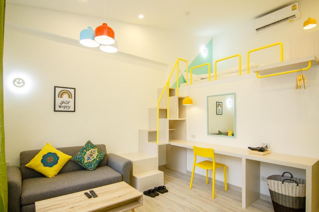 Folk Poshtel Asok Hostel *