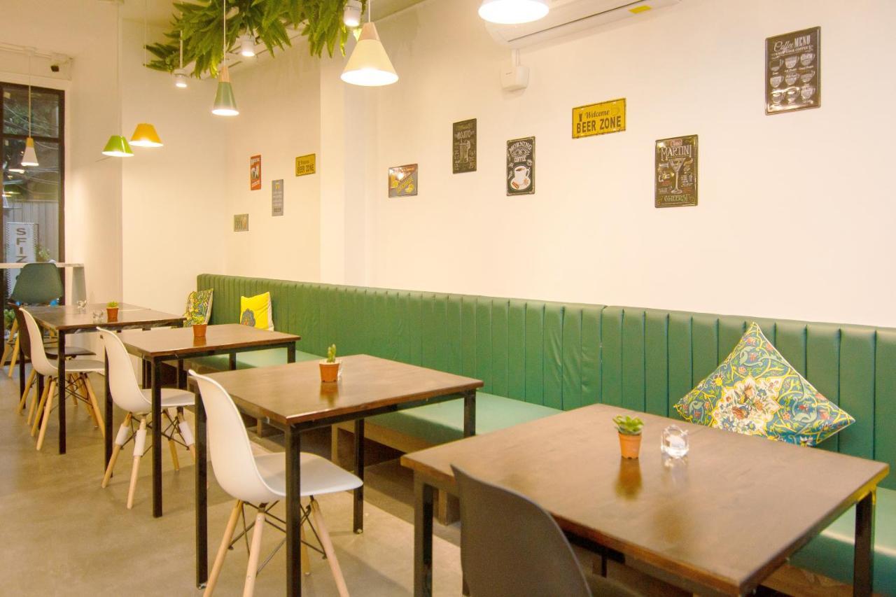 Folk Poshtel Asok *