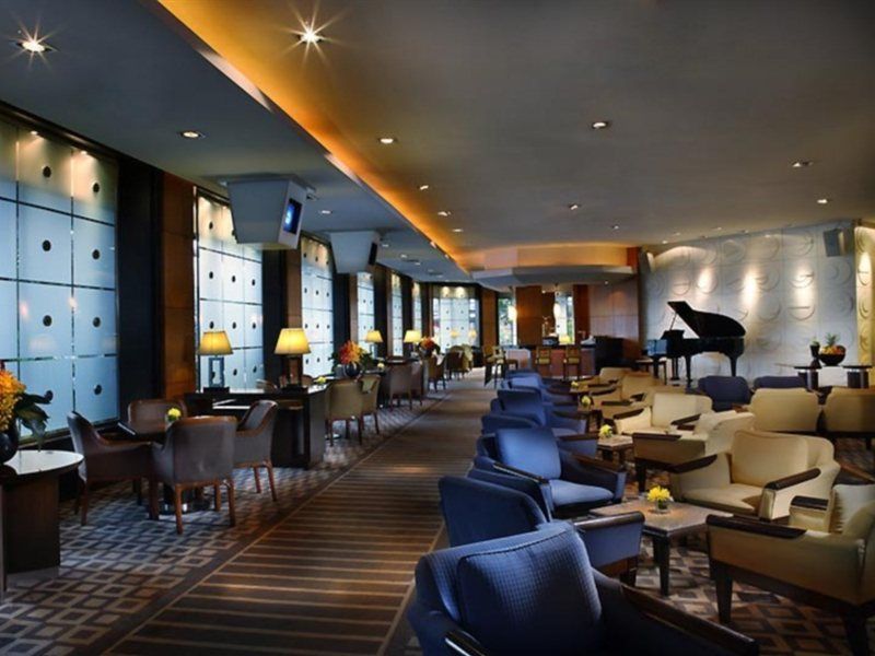 Amari Don Muang Airport Hotel 5*