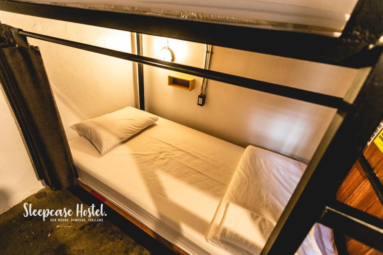 Hostel Sleepcase