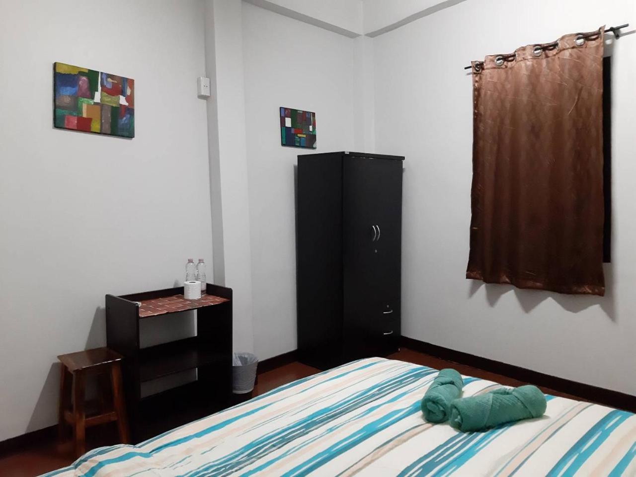 D&n Bangkok