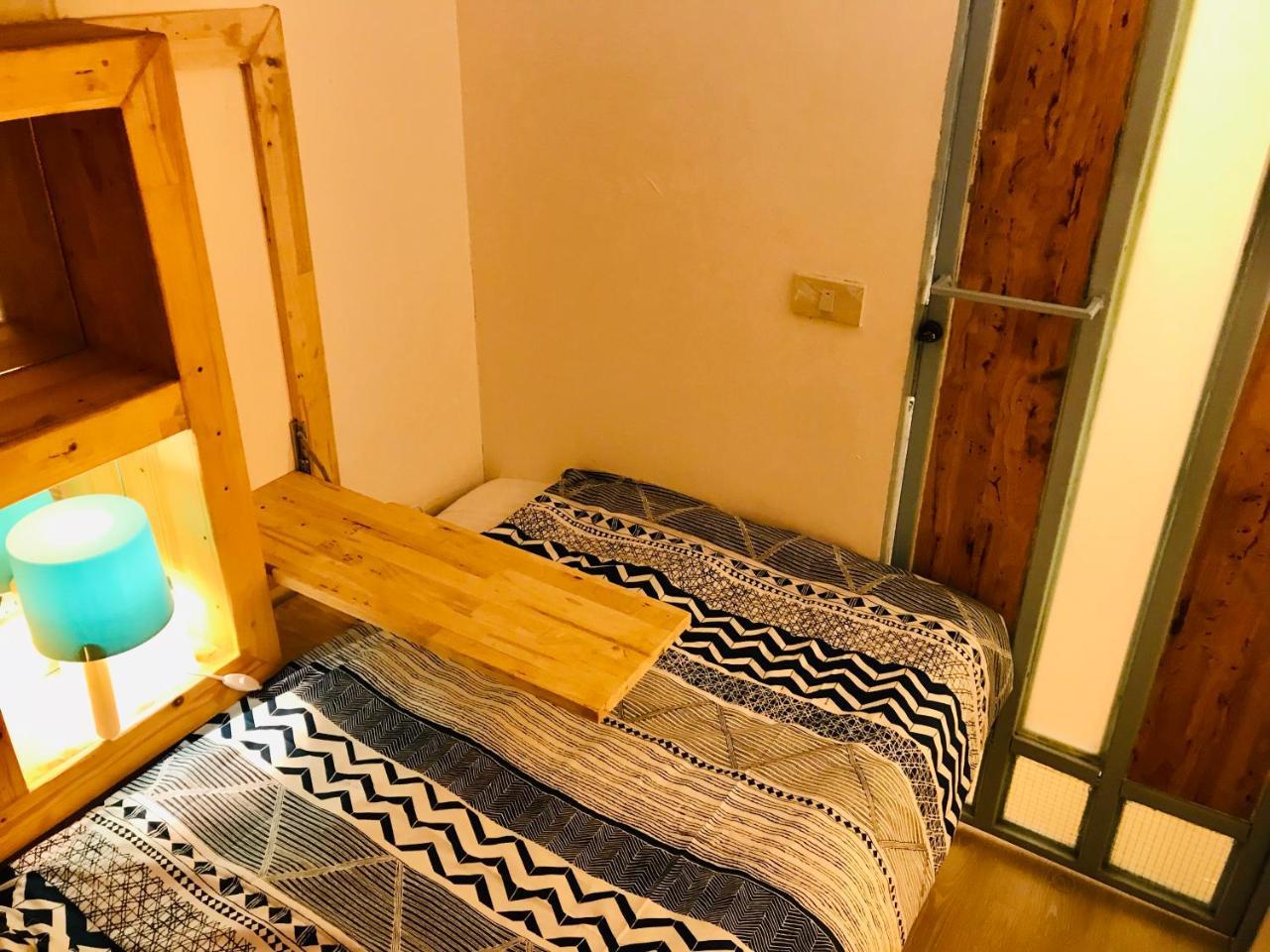 Asrama Blu Ari Stylish Gay Poshtel *