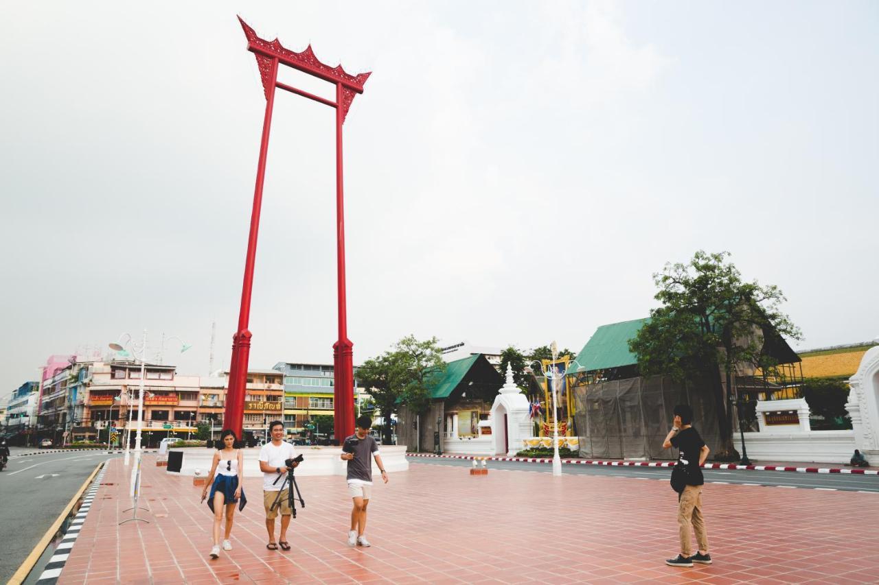 Feung Nakorn Balcony Rooms&cafe