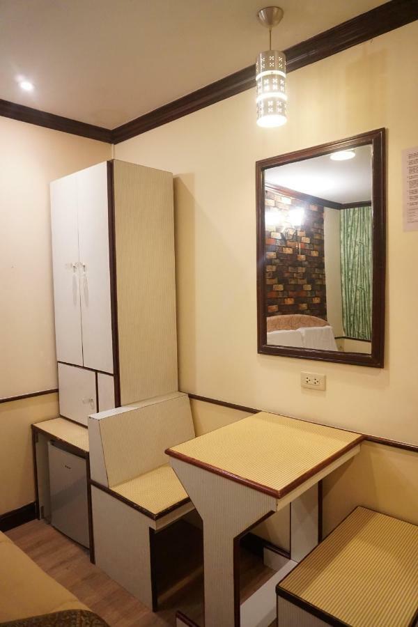Honey House1 Hotel