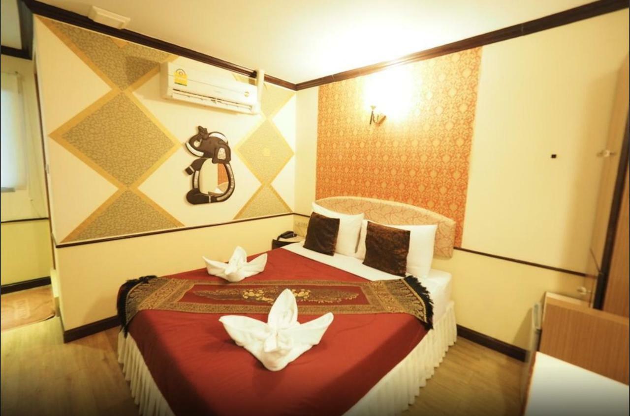 Honey House1 Hotel 3*