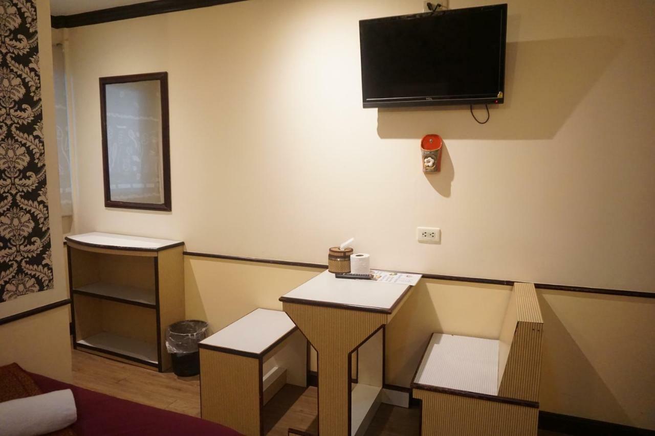 Honey House1 Hotel 3*