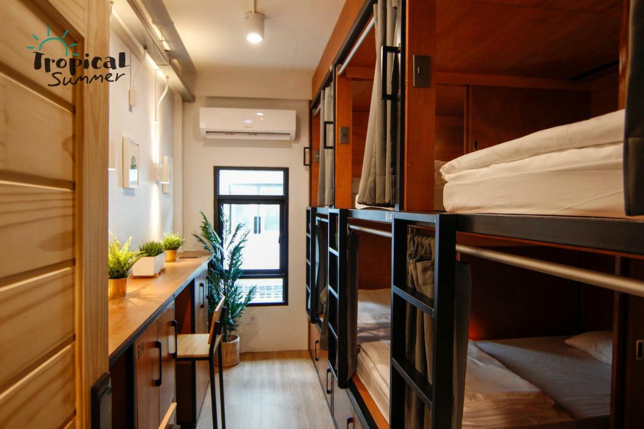 Tropical Summer Hostel Bangkok