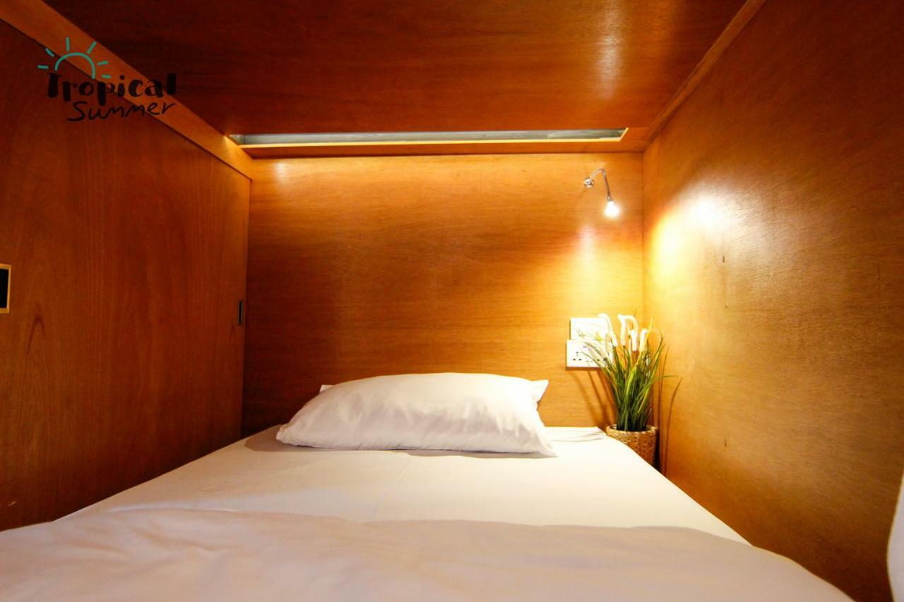 Tropical Summer Hostel