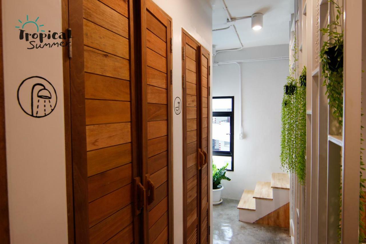 Tropical Summer Hostel Bangkok