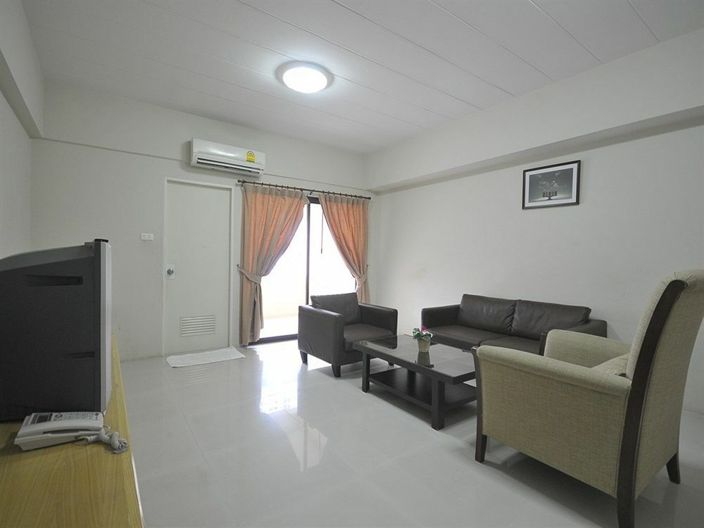 Gasthof P Park Charansanitwong 2*