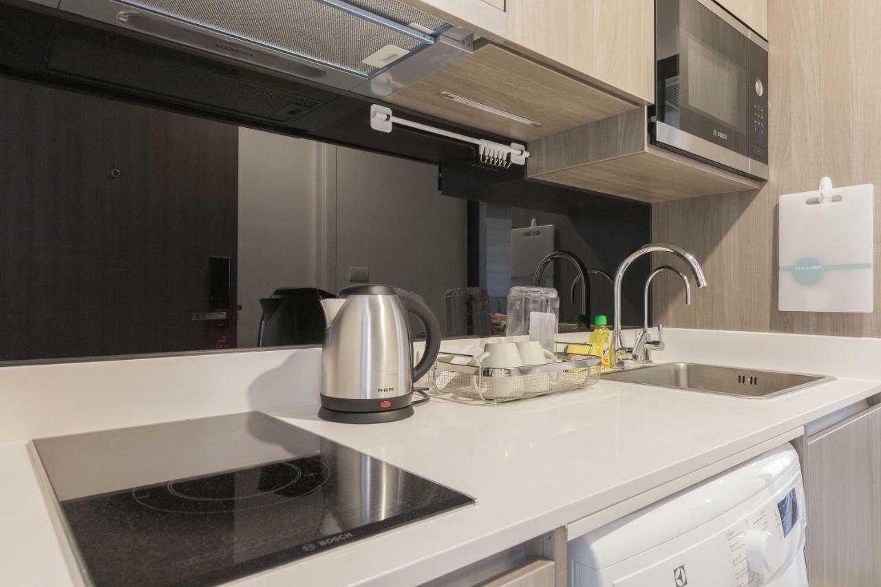 Sukhumvit Asok Modern Apartment *
