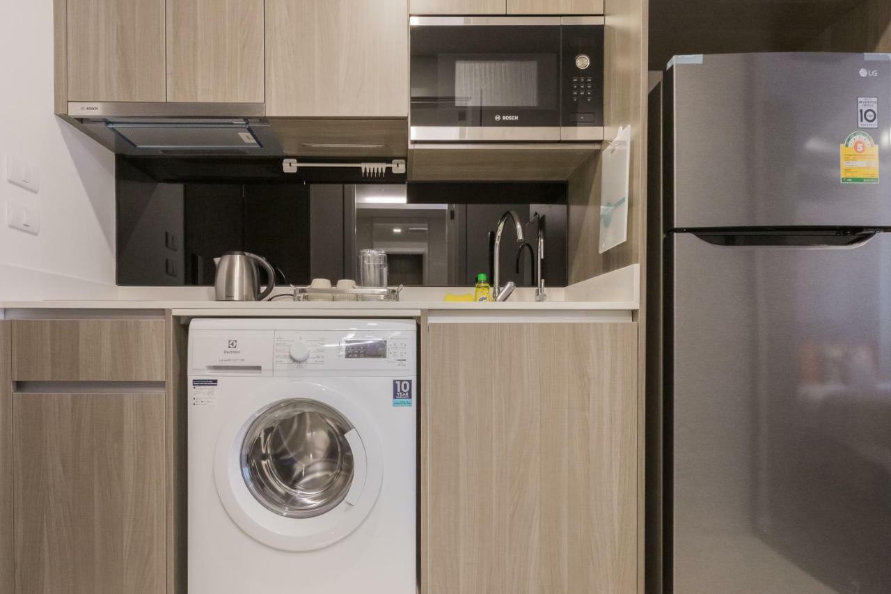 Sukhumvit Asok Modern Apartment Bangkok