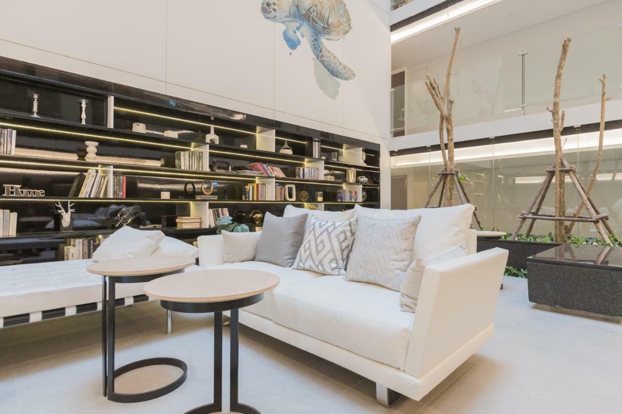 Sukhumvit Asok Modern