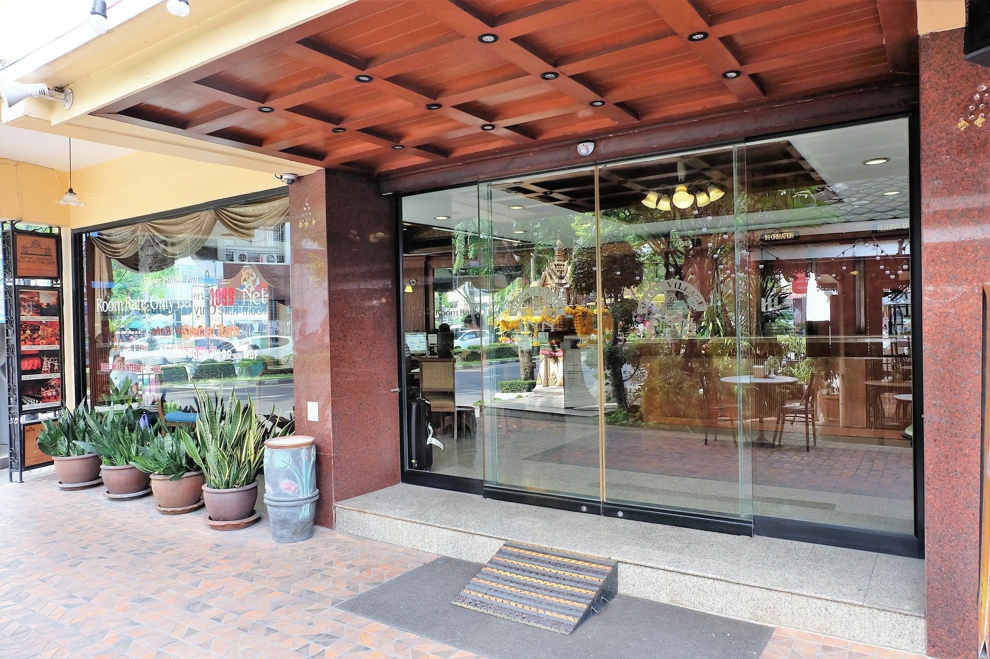 Silom Village Hotel