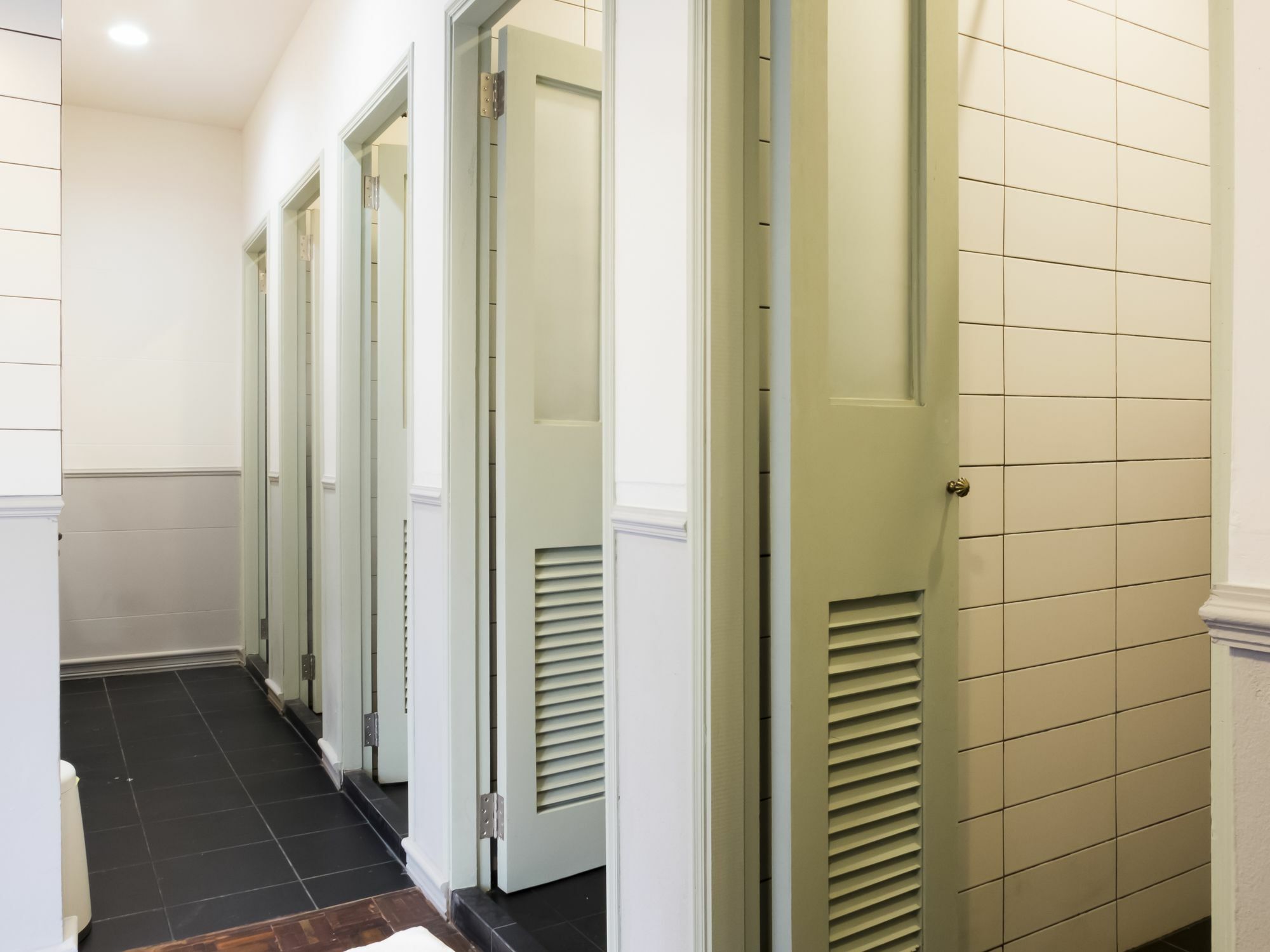 Weeping Willow Sukhumvit 26 Hostel