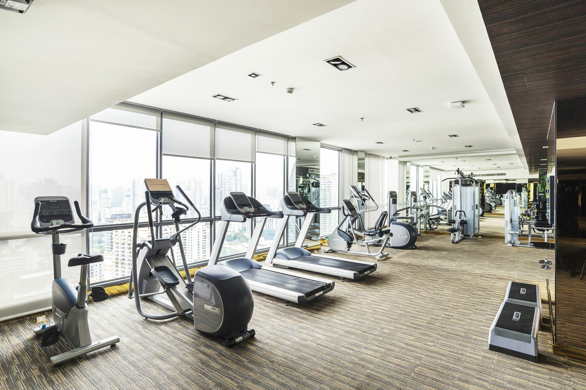 Alluring At Phromphong By Favstay Apartment Bangkok