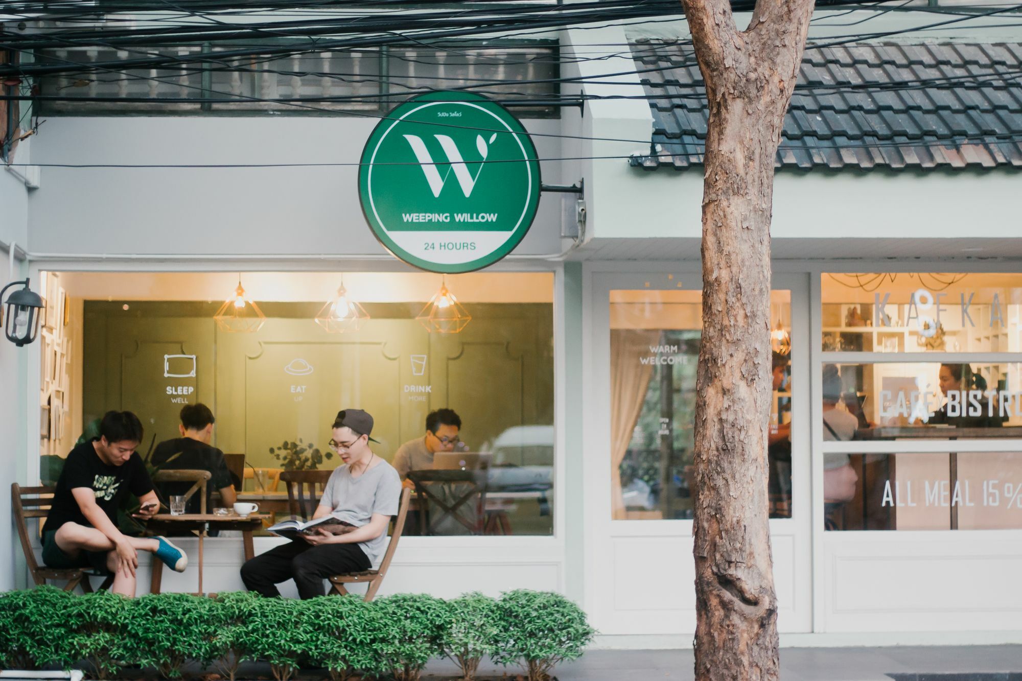 Weeping Willow Sukhumvit 26 Hostel
