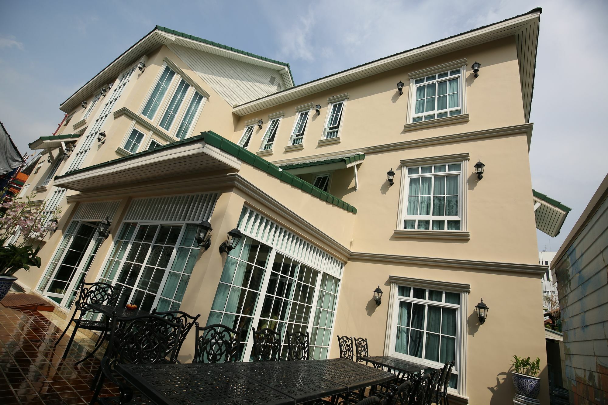 The Orchid House 153