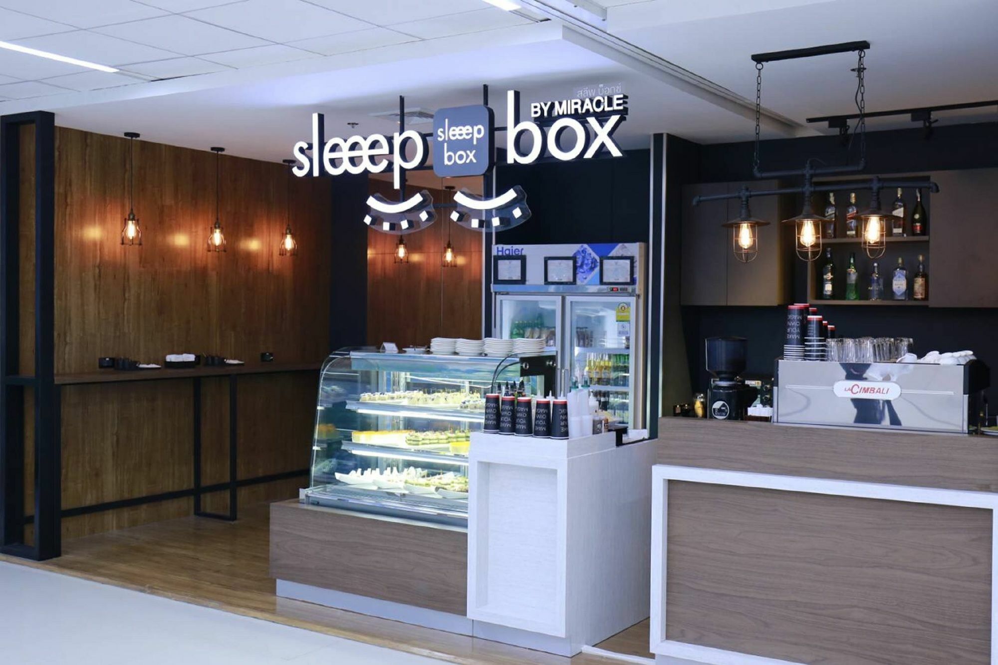 Hostel Sleep Box By Miracle -booked On Hourly Basis *