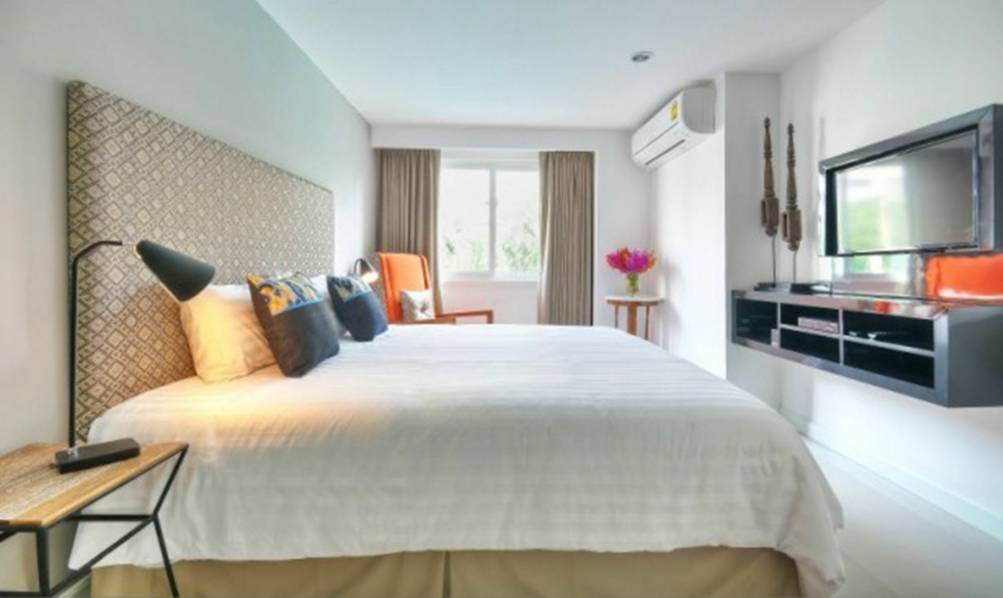 Gasthuis Check In Saladaeng (adults Only)