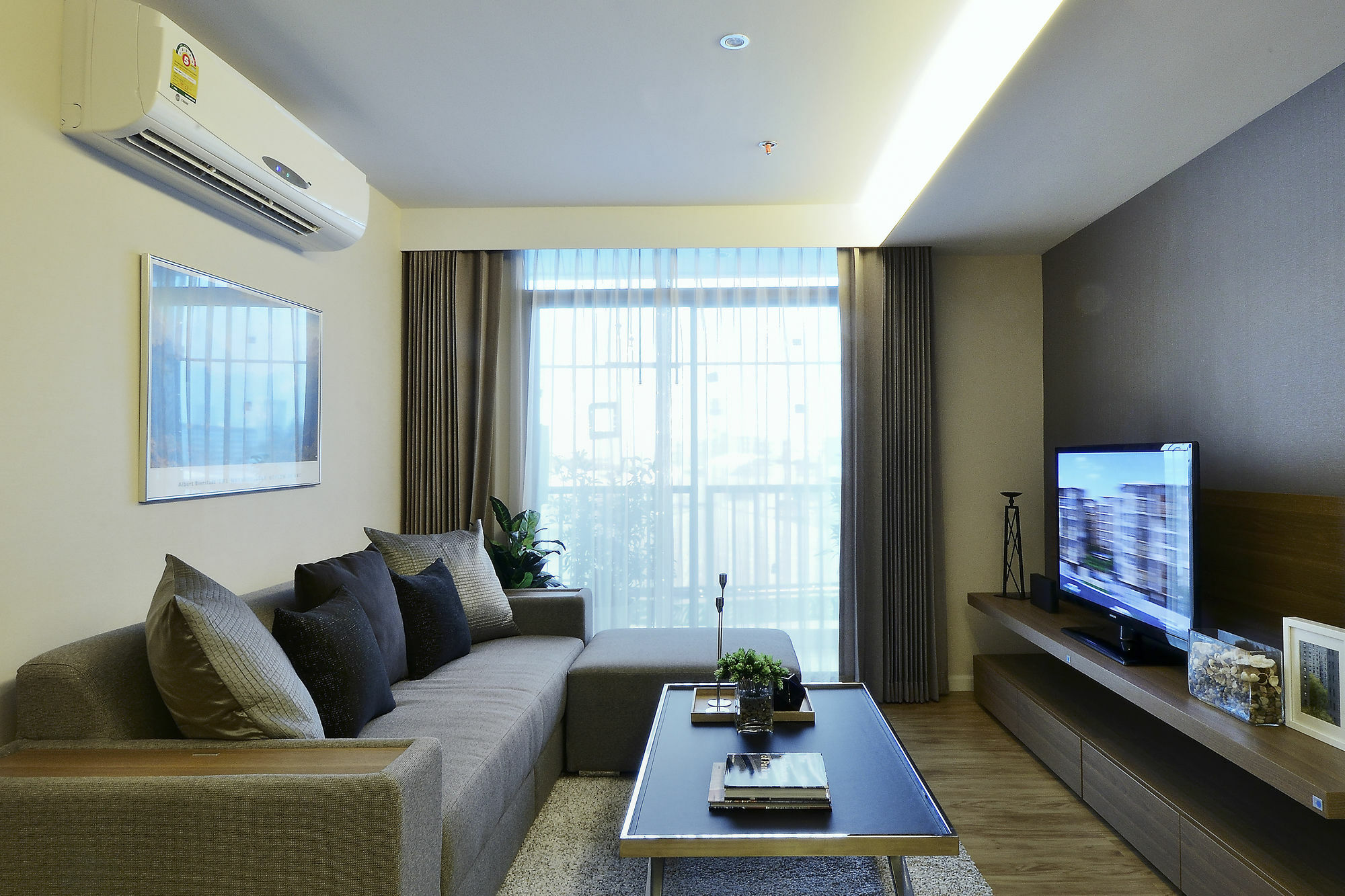 Roomme Hospitality Nang Linchee Branch Aparthotel
