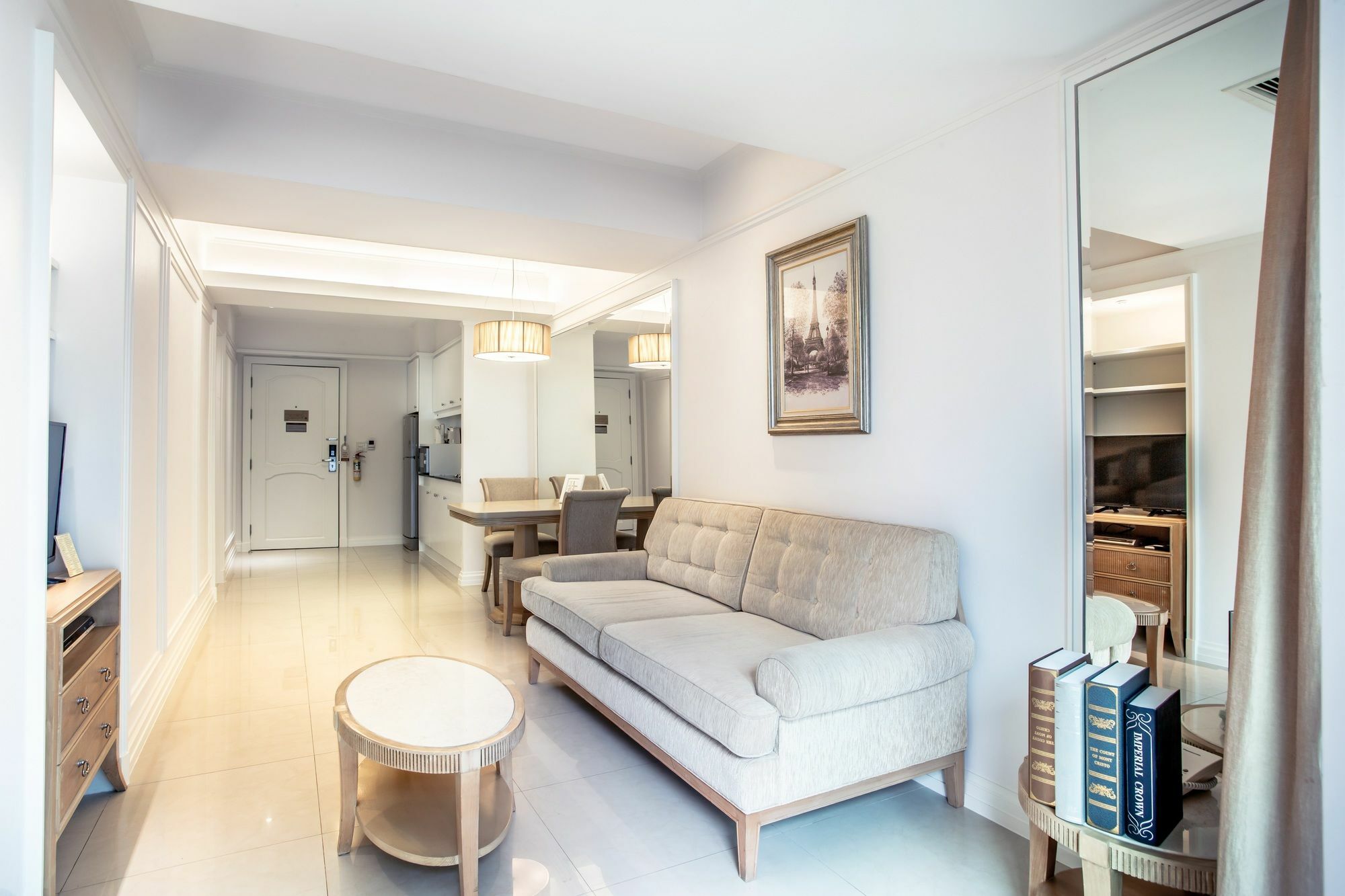Hotel Hope Land Sukhumvit 24 4*