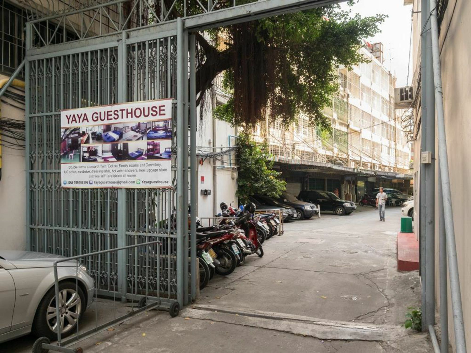Yaya Rumah tetamu Bangkok