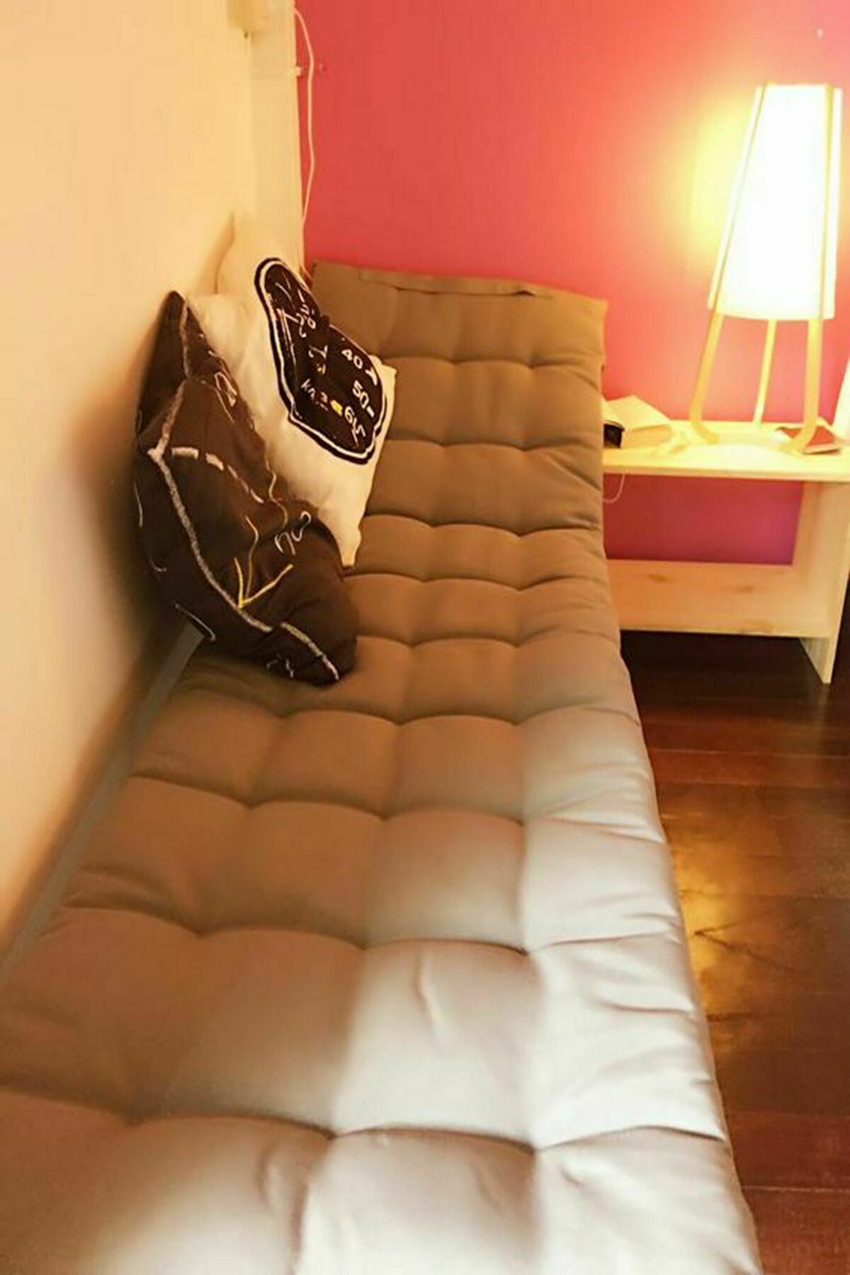 Homestay Hush Hush Cabiner Bangkok
