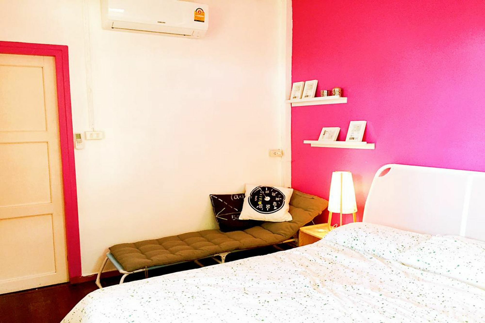 Homestay Hush Hush Cabiner Bangkok