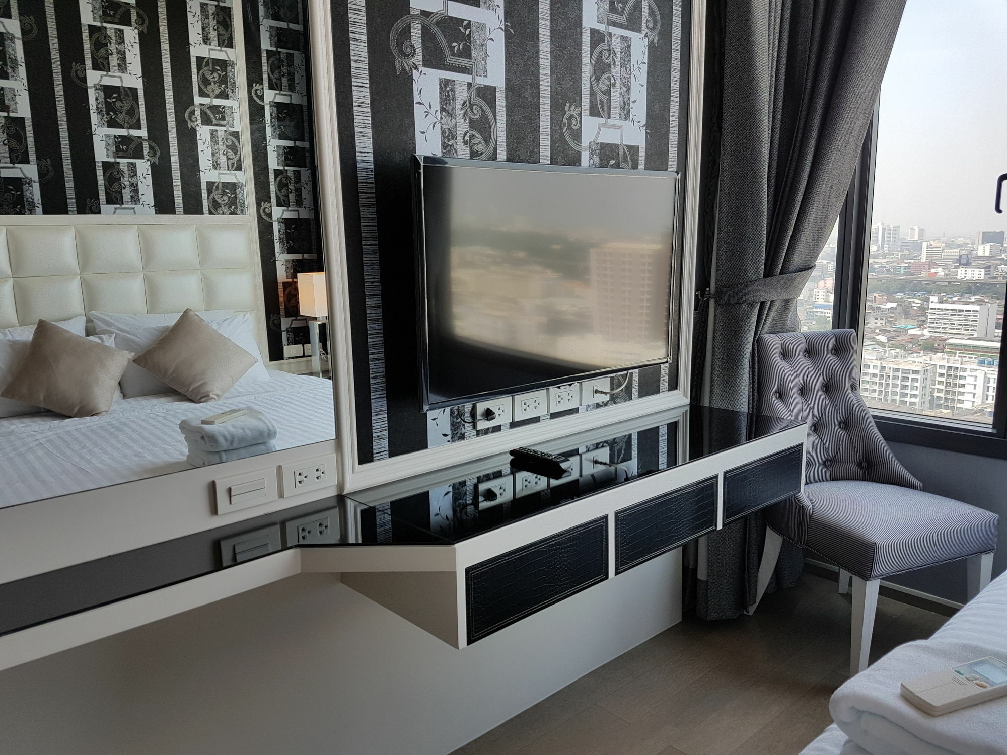 Luxury Pyne Bangkok