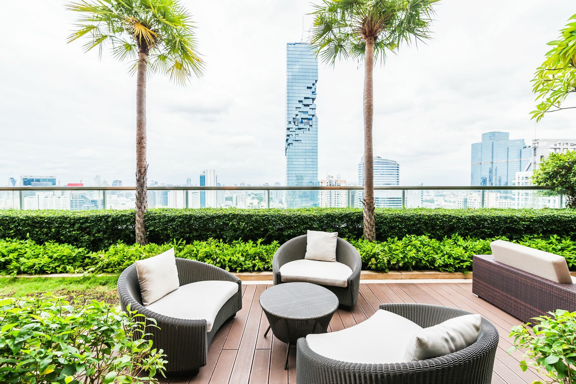 The Address Sathorn By Favstay Apartment *