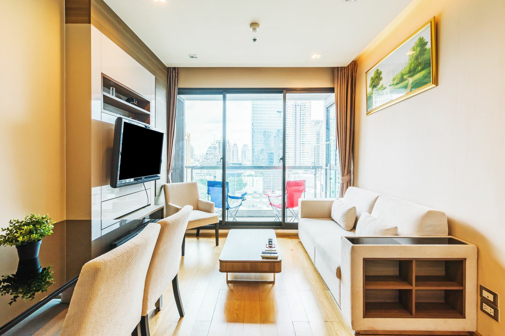 The Address Sathorn By Favstay *