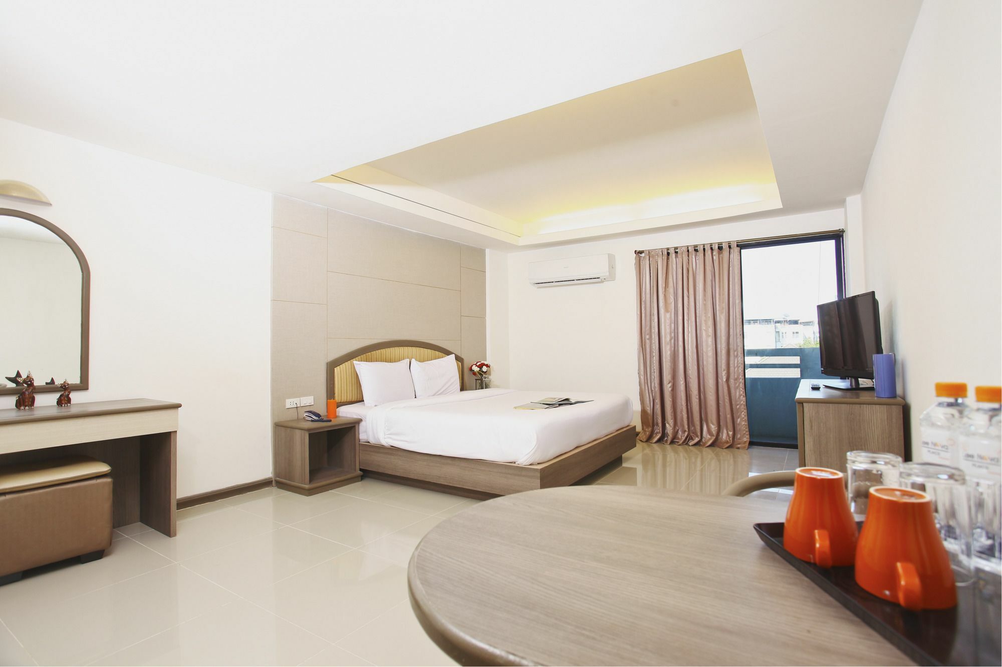 Lee Garden Hotel
