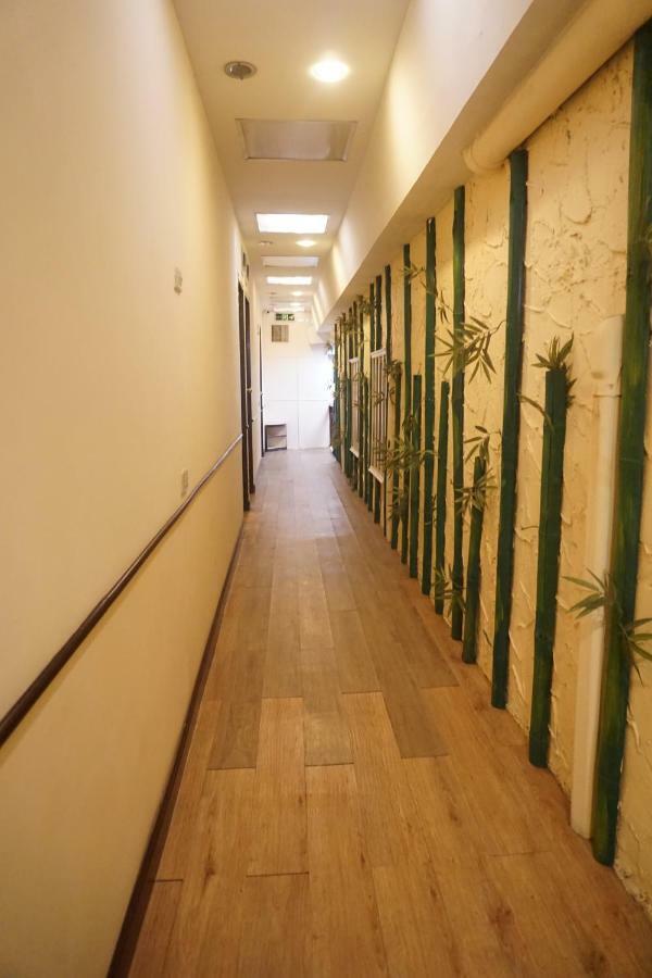 Honey House1 Hotel