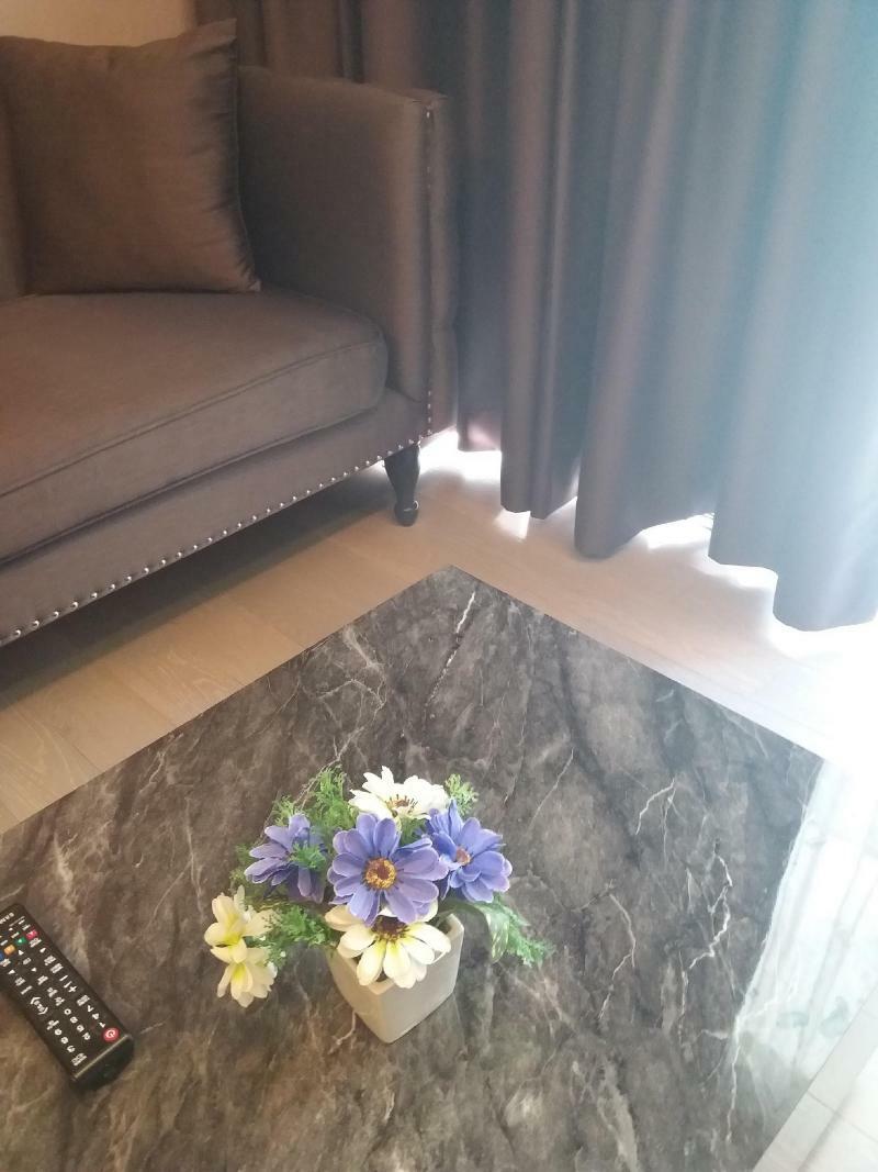Dazzle Sukhumvit 7 Hotel