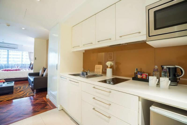 Parkroyal Hotel 4*