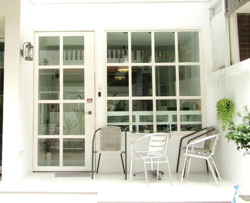 Urban House Guest house 3*