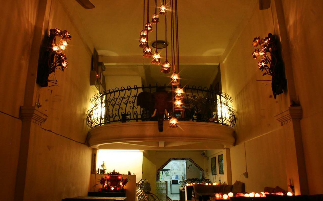 Hostel Born Free Bangkok