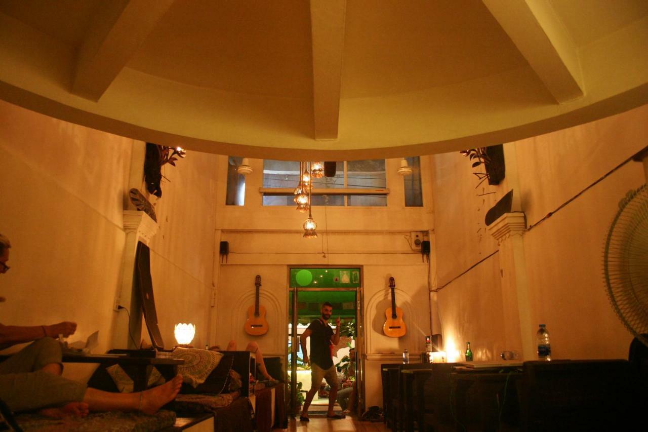 Born Free Hostel Bangkok