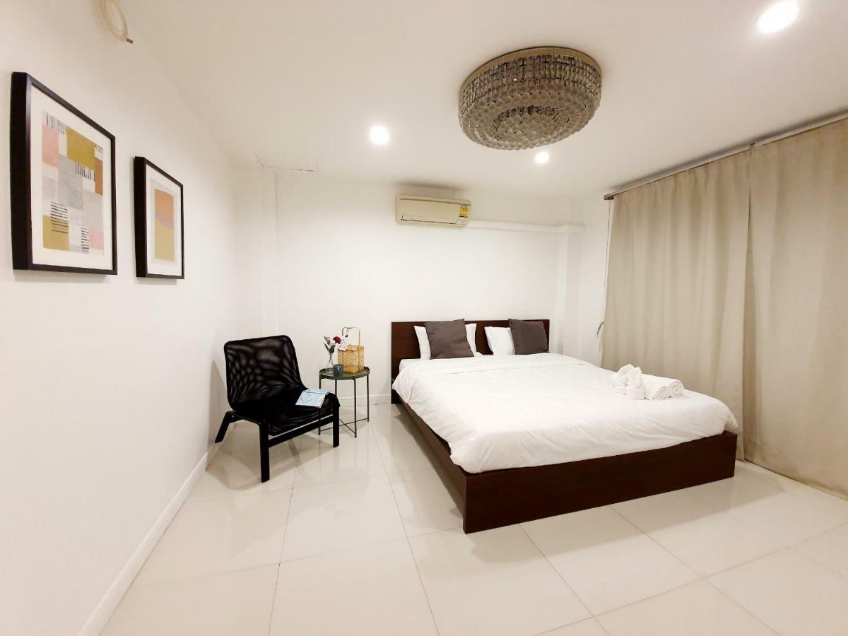 Petchburi - Boutique Floor 3-5 Gasthof