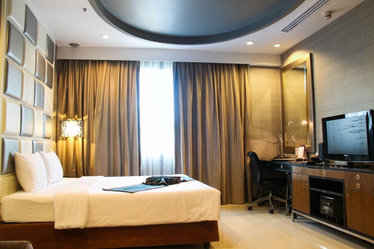 Furamaxclusive Asoke, Hotel 4*