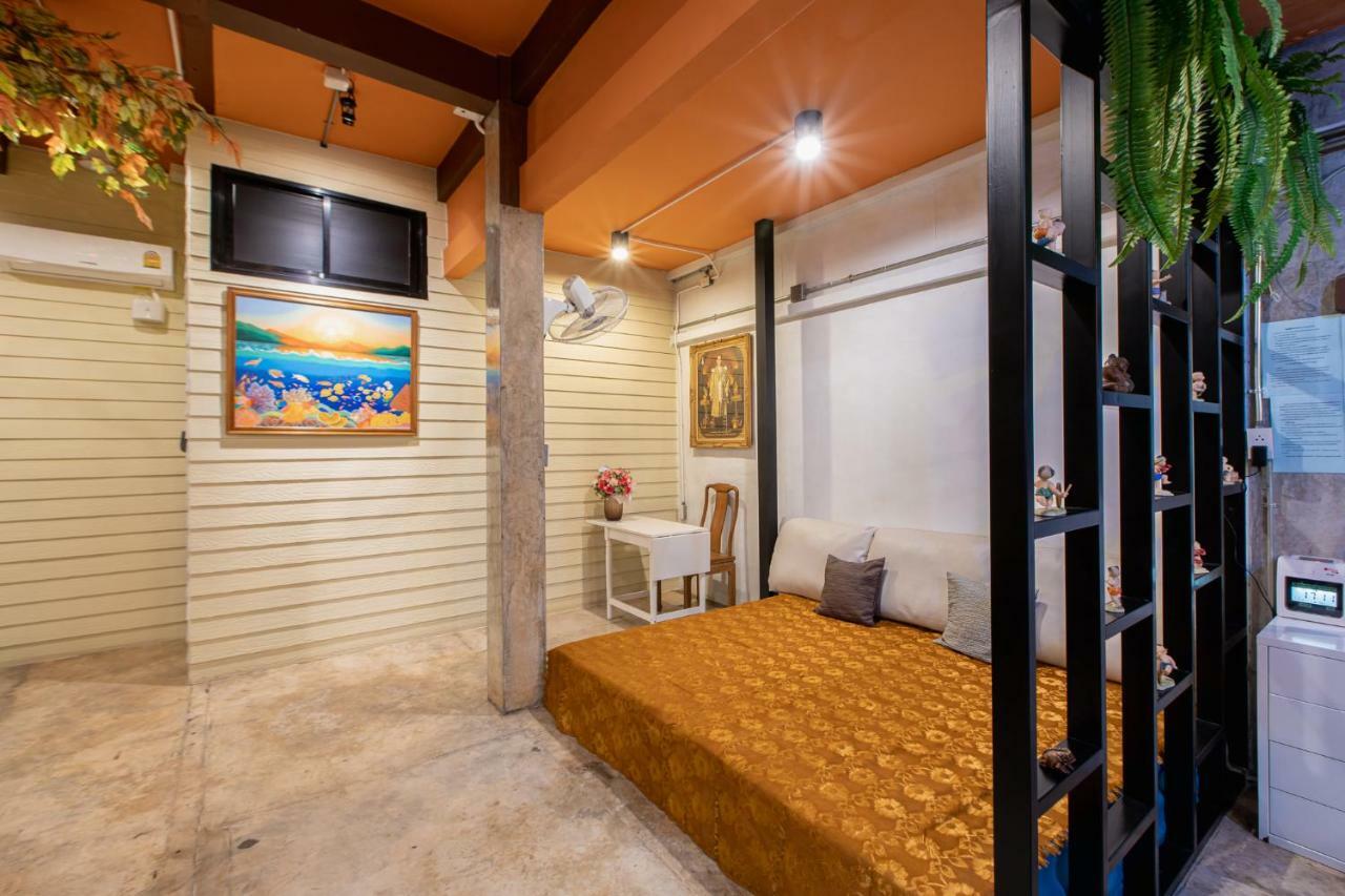 The Alley Hostel&bistro *