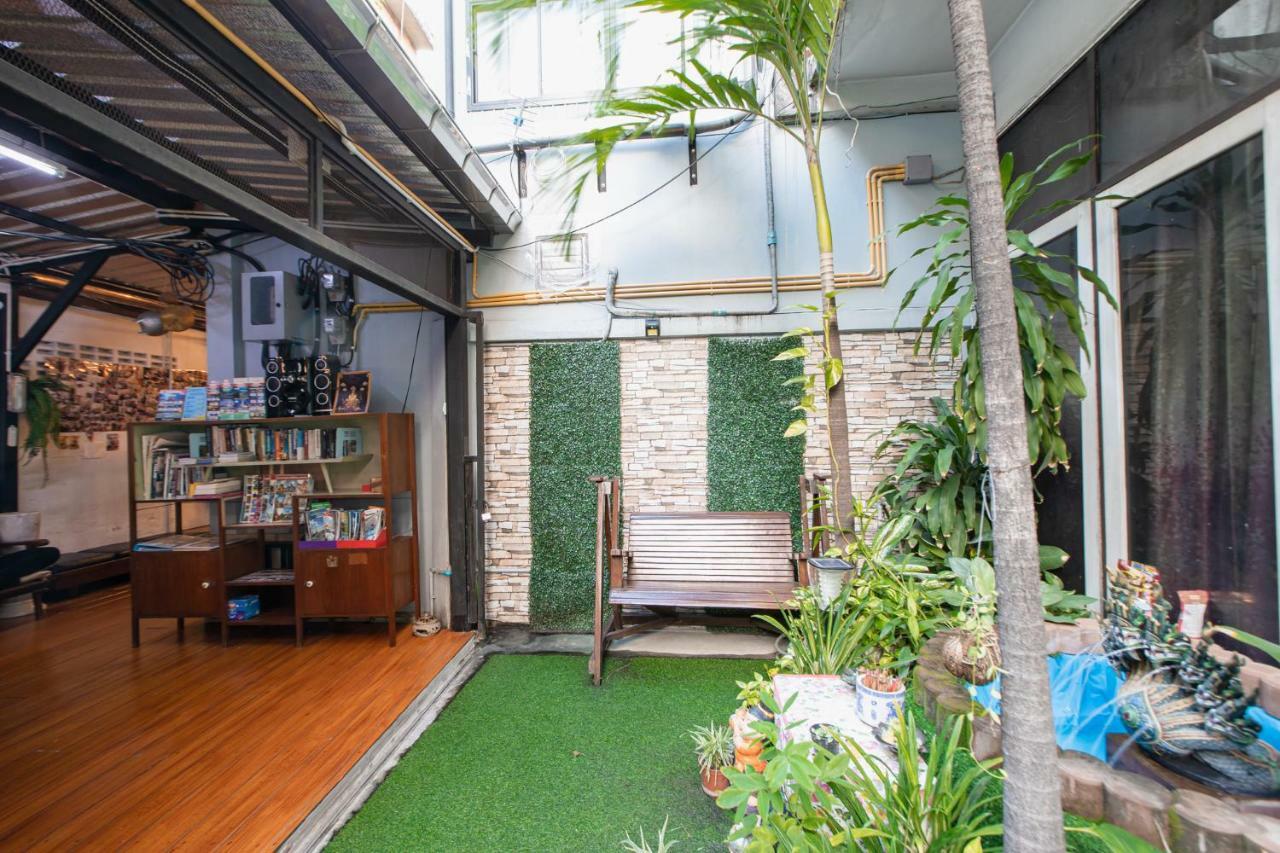 The Alley Hostel&bistro * Bangkok