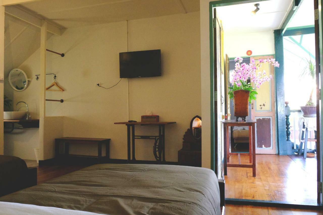 Pimthong Place Bed & Breakfast