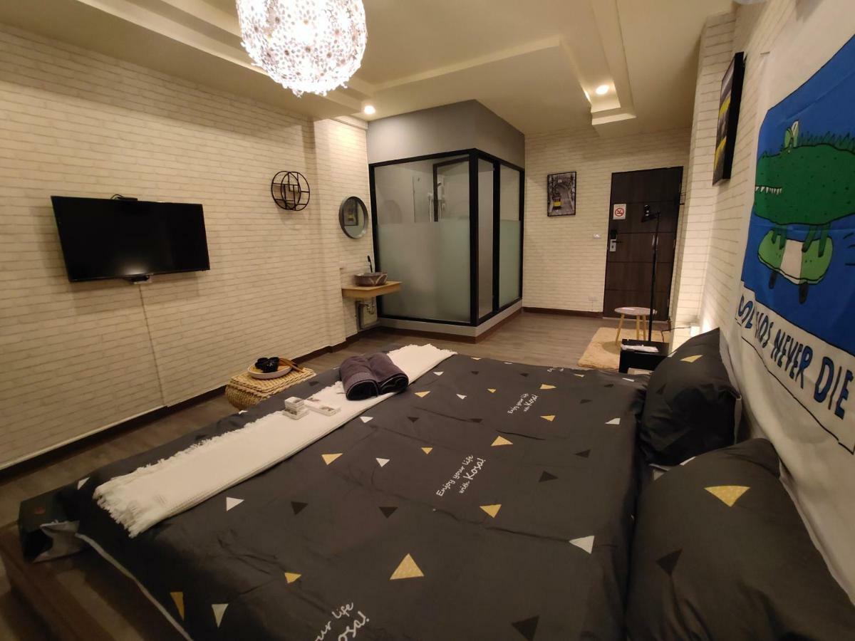 Meetu曼谷市中心特色旅馆，近火车夜市，免费早餐 Gasthuis *