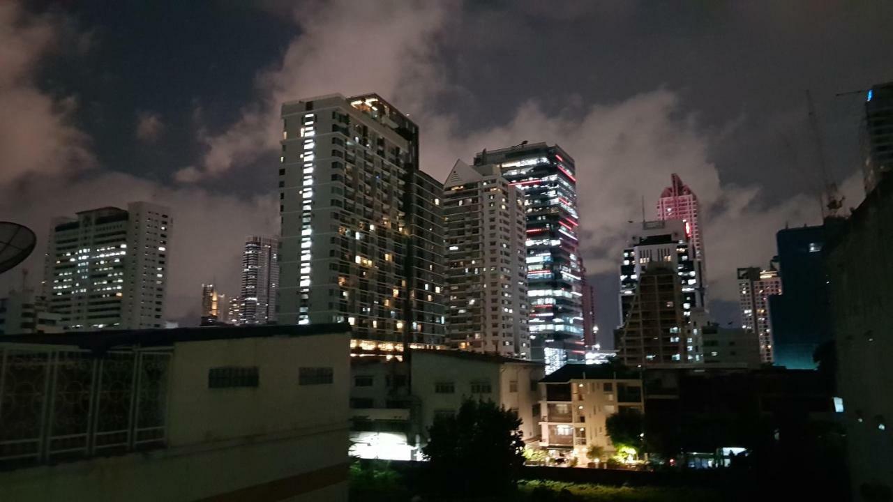 Cozy 1 In Sathorn, Bts Saint Louis Apartment