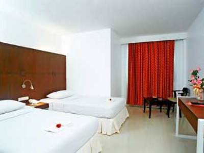 Khurana Herberg 3*