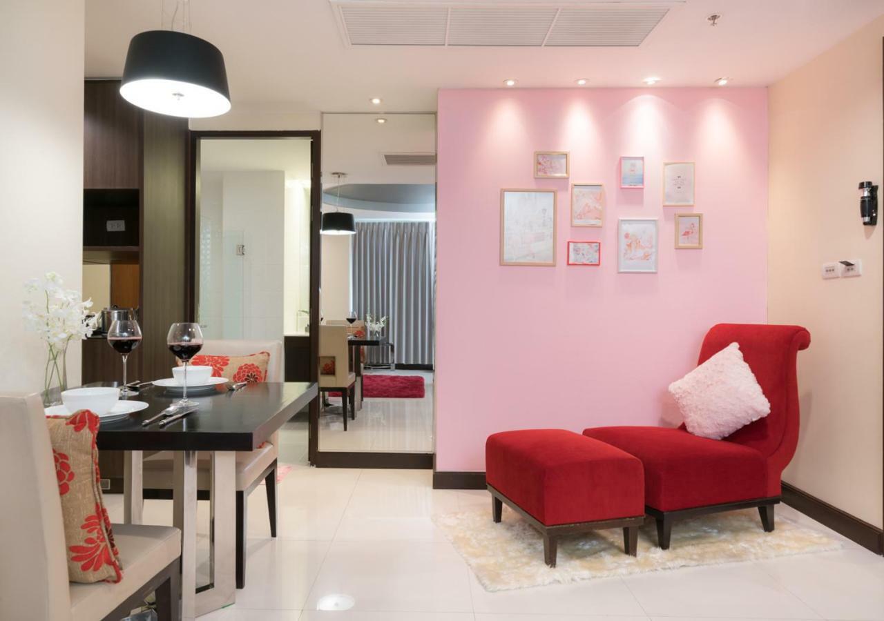 Furamaxclusive Asoke, Hotel