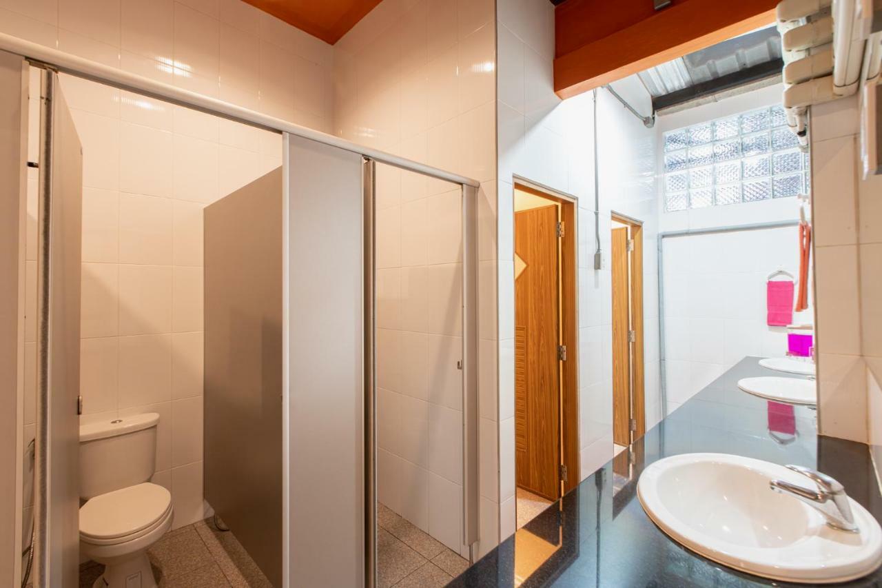 The Alley Hostel&bistro